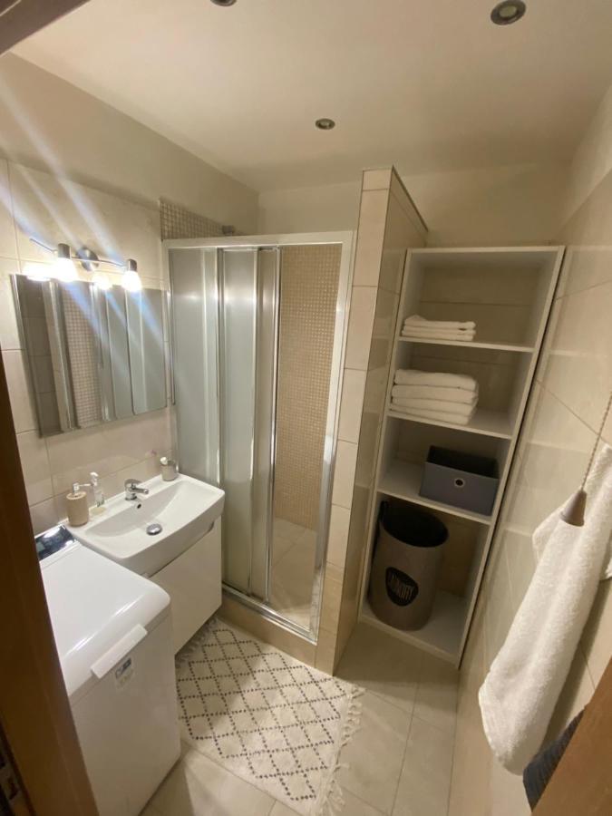 Apartman Hlboky Potok ตาตรันสกา ลอมนีจา ภายนอก รูปภาพ